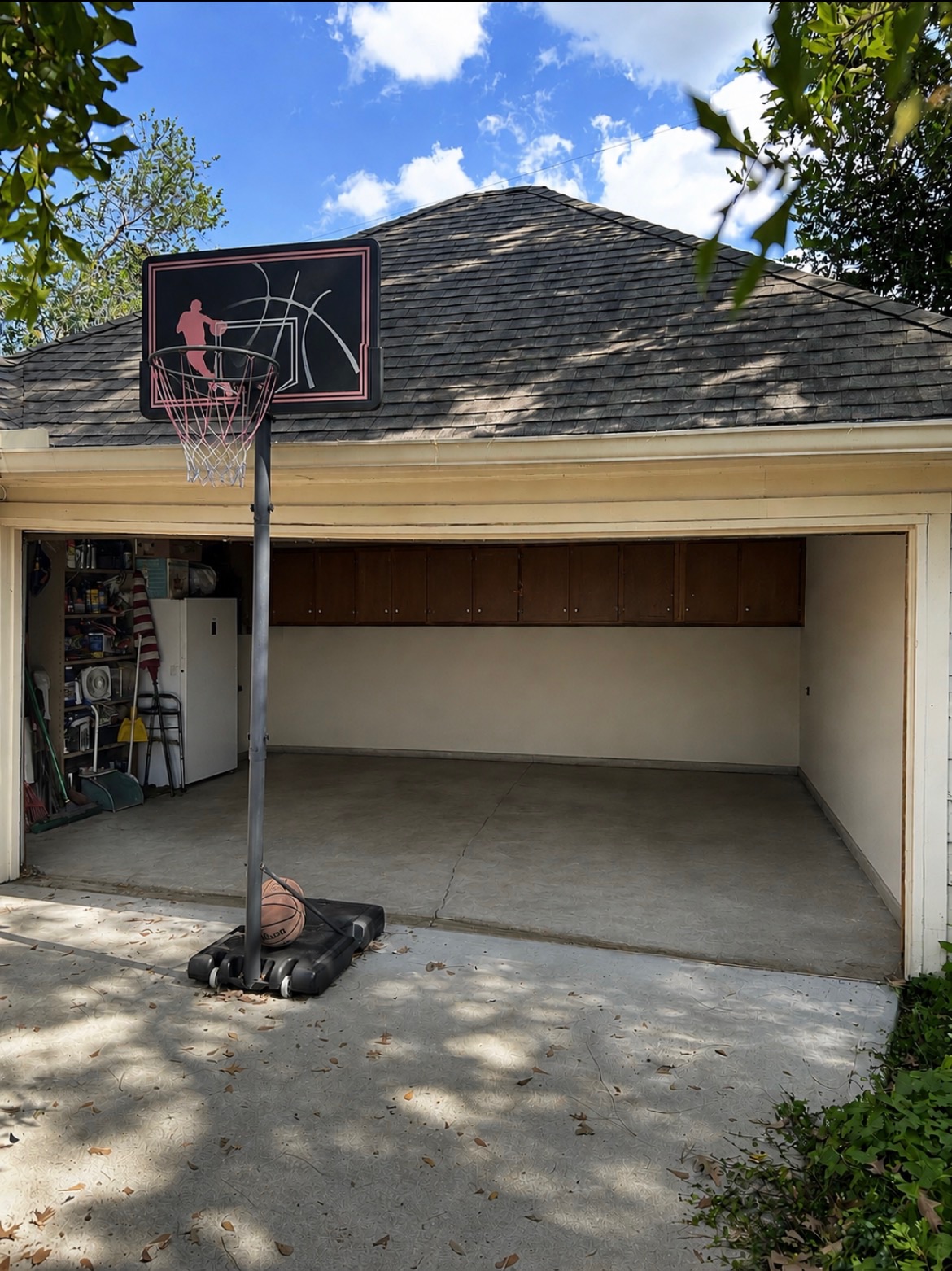 Garage empty and swept after cleanout