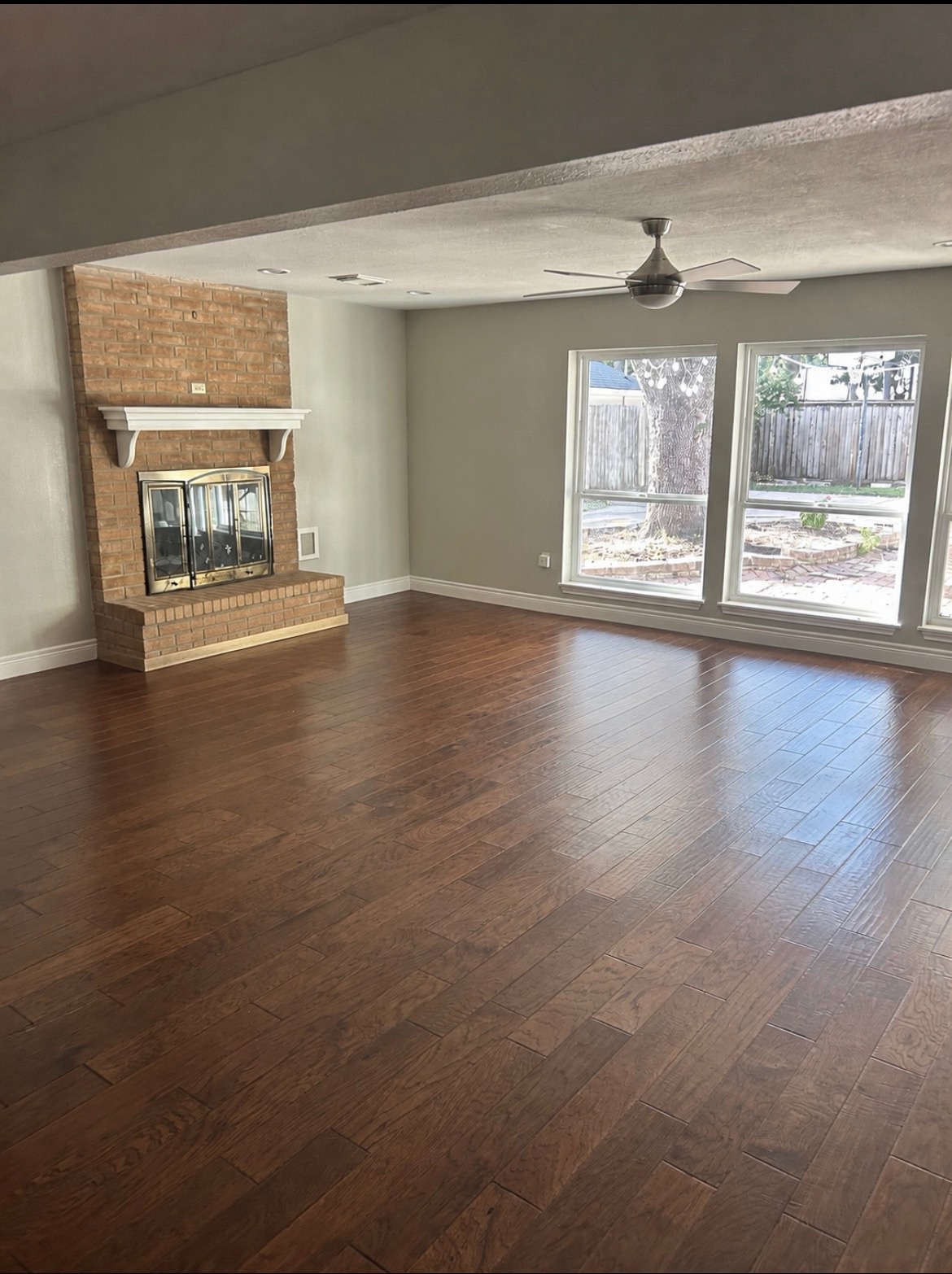 Living room full of furniture before junk removal